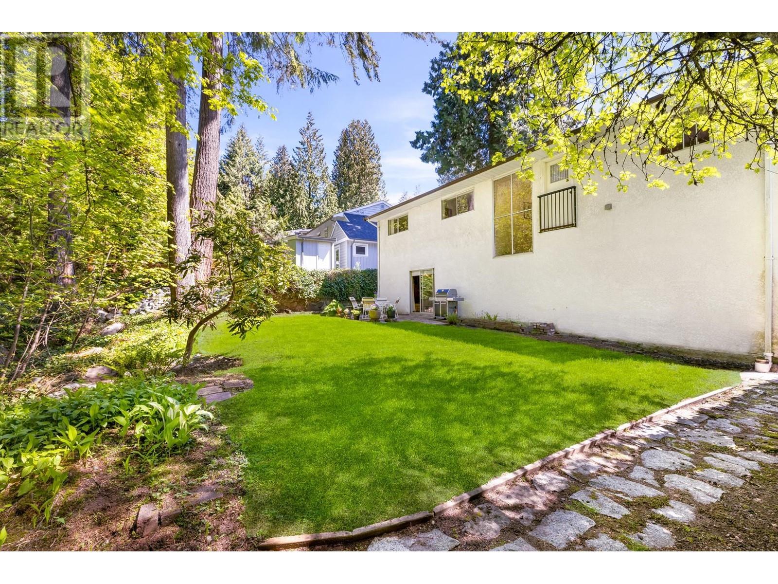 4405 Glencanyon Drive, North Vancouver, British Columbia  V7N 4B4 - Photo 25 - R2992221