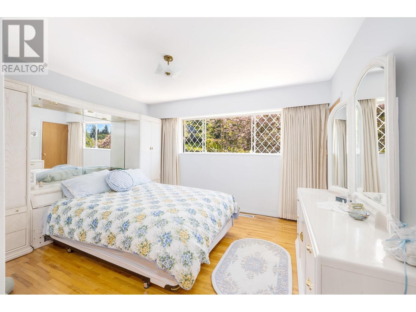 4405 Glencanyon Drive, North Vancouver, British Columbia  V7N 4B4 - Photo 11 - R2992221