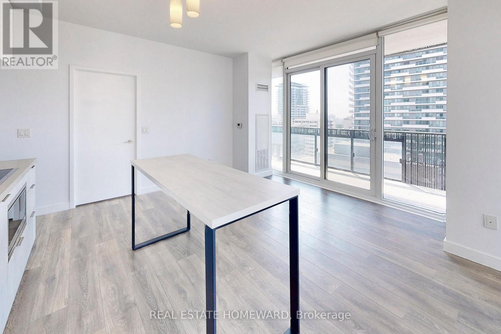 1503 - 8 Eglinton Avenue E, Toronto, Ontario  M4P 1A6 - Photo 2 - C12096328