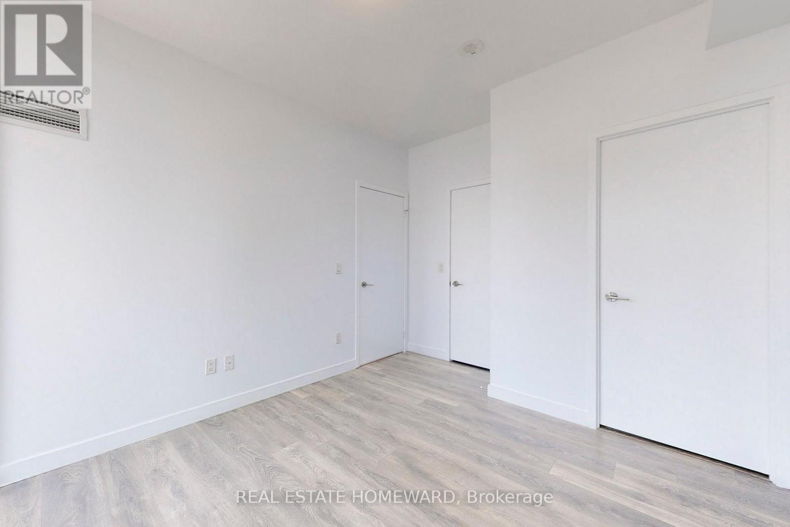 1503 - 8 Eglinton Avenue E, Toronto, Ontario  M4P 1A6 - Photo 4 - C12096328