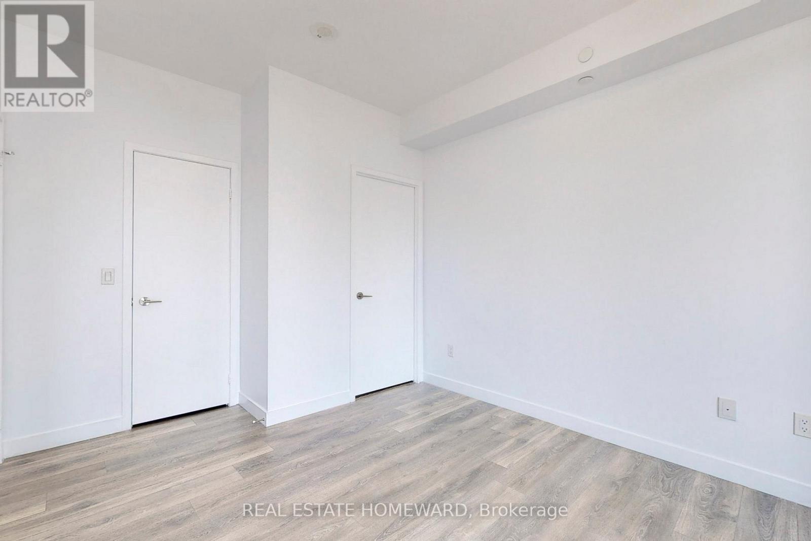 1503 - 8 Eglinton Avenue E, Toronto, Ontario  M4P 1A6 - Photo 5 - C12096328