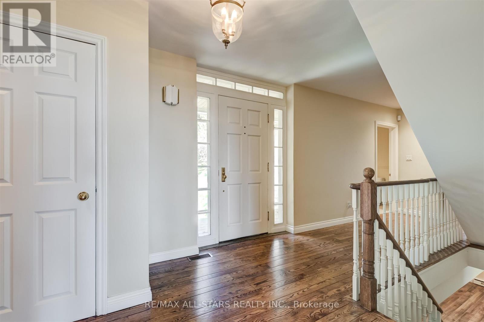 5 Hill Crescent, Toronto, Ontario  M1M 1H7 - Photo 5 - E12017425