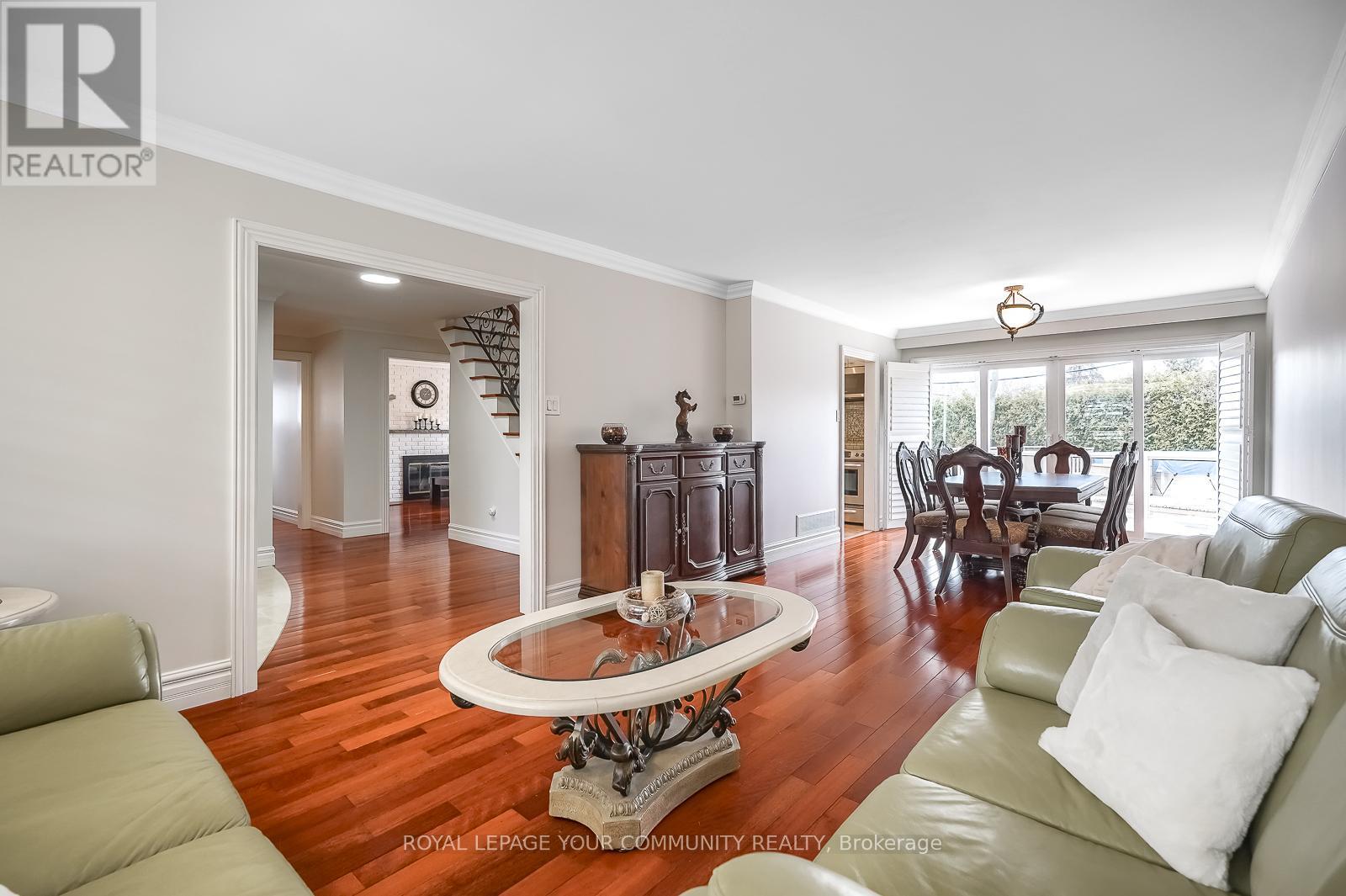 18 Terryellen Crescent, Toronto, Ontario  M9C 1H7 - Photo 10 - W12094364