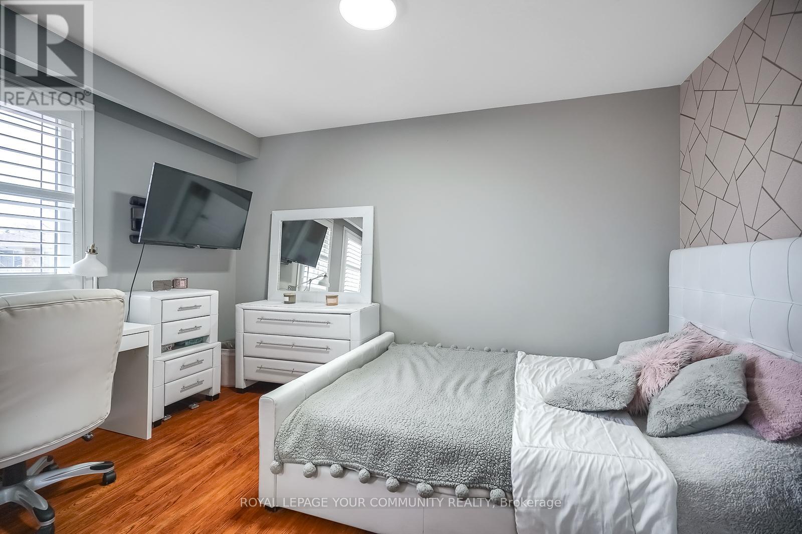 18 Terryellen Crescent, Toronto, Ontario  M9C 1H7 - Photo 27 - W12094364
