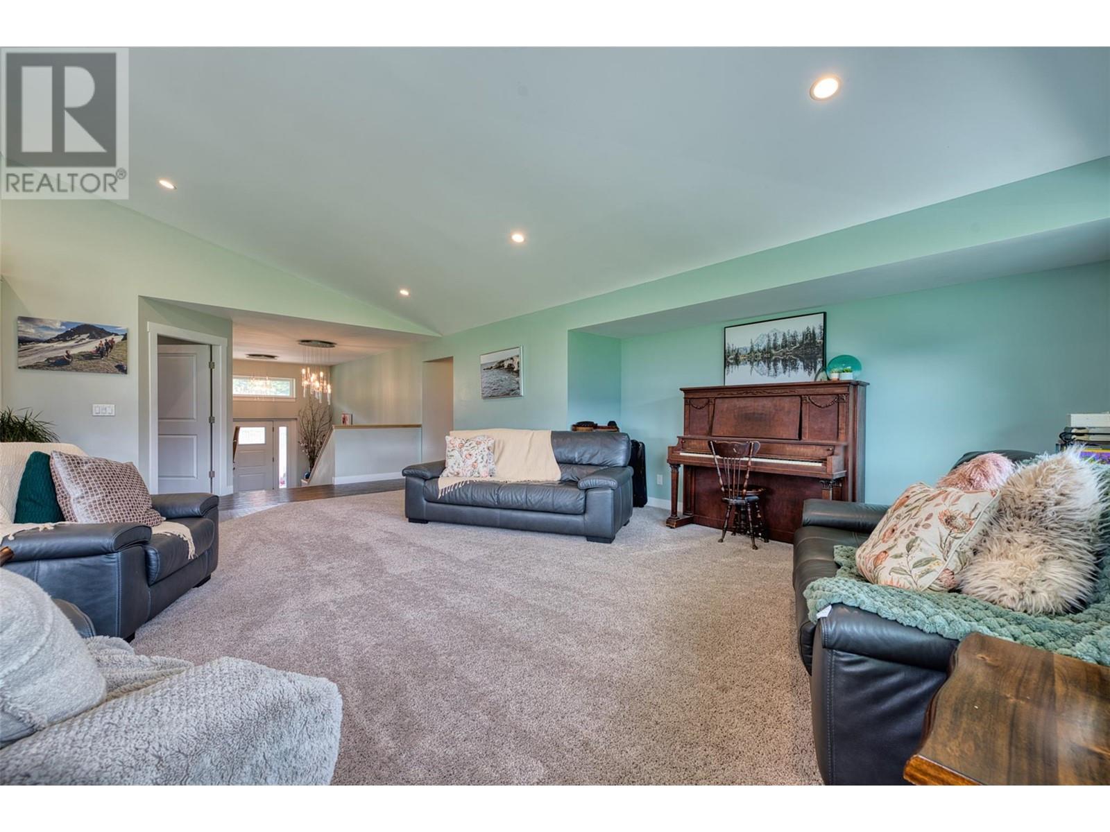 5220 97a Highway, Armstrong, British Columbia  V0E 1B0 - Photo 7 - 10343284