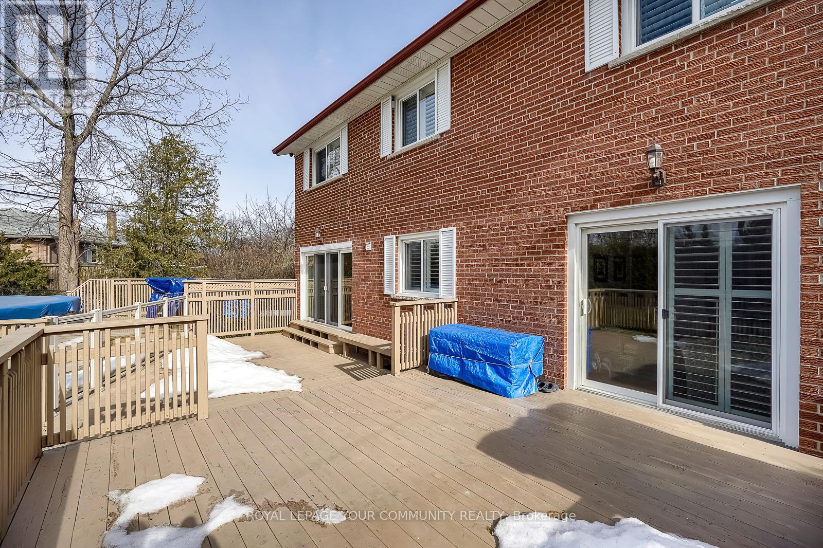 18 Terryellen Crescent, Toronto, Ontario  M9C 1H7 - Photo 40 - W12094364