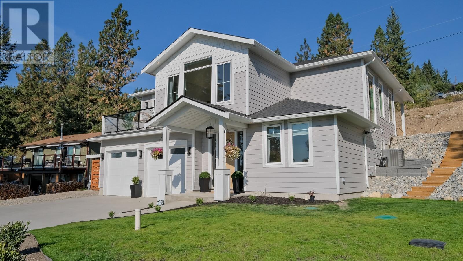 Property at 10290 Columbia Way image 1