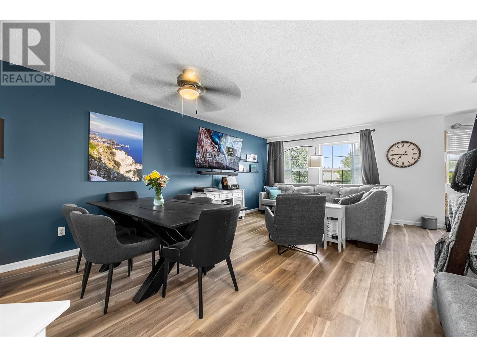 Property at 2084 Robson Place Unit# 20 image 4