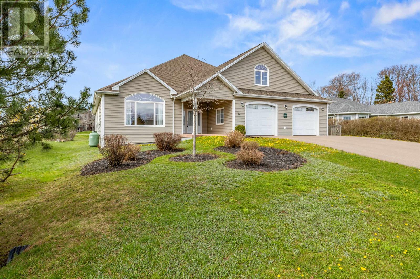 Property at 13 Forest Drive image 2