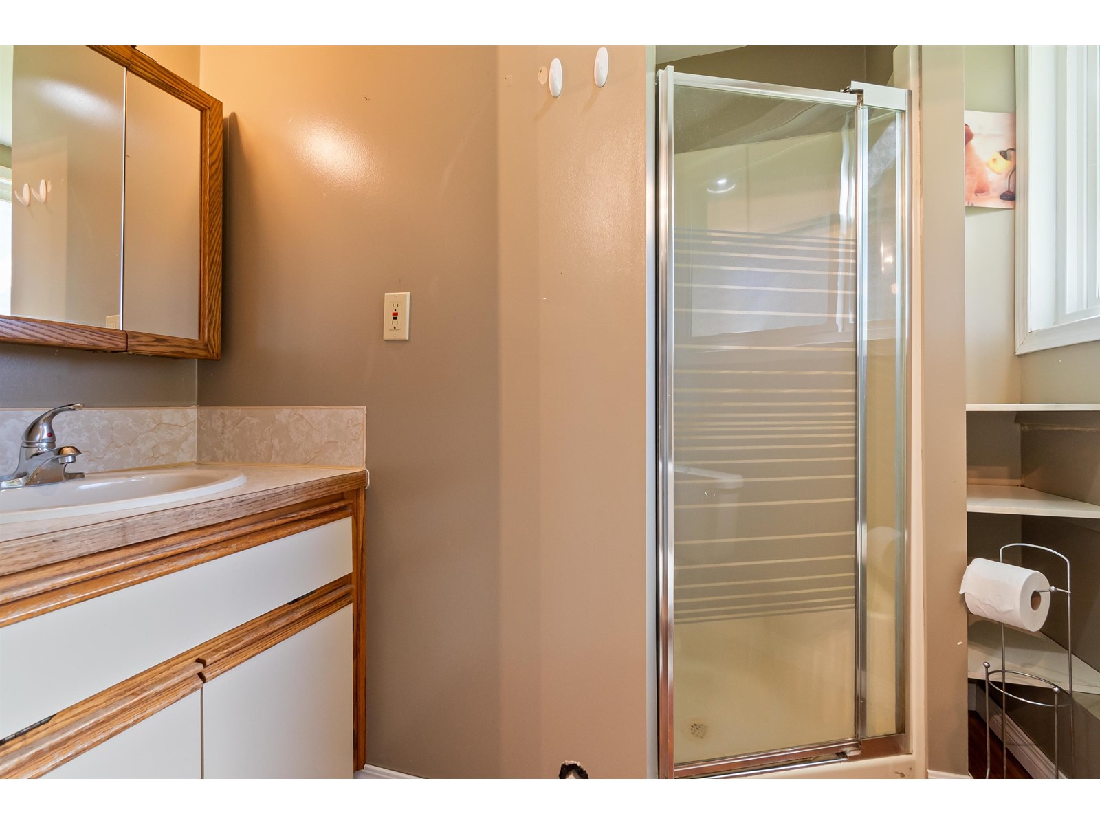 46774 First Avenue, Chilliwack Proper East, Chilliwack, British Columbia  V2P 1X7 - Photo 34 - R2992112