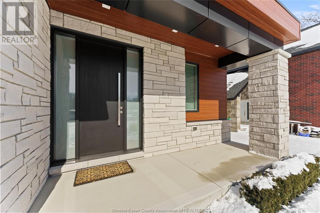 Property at 1252 SHORELINE image 2