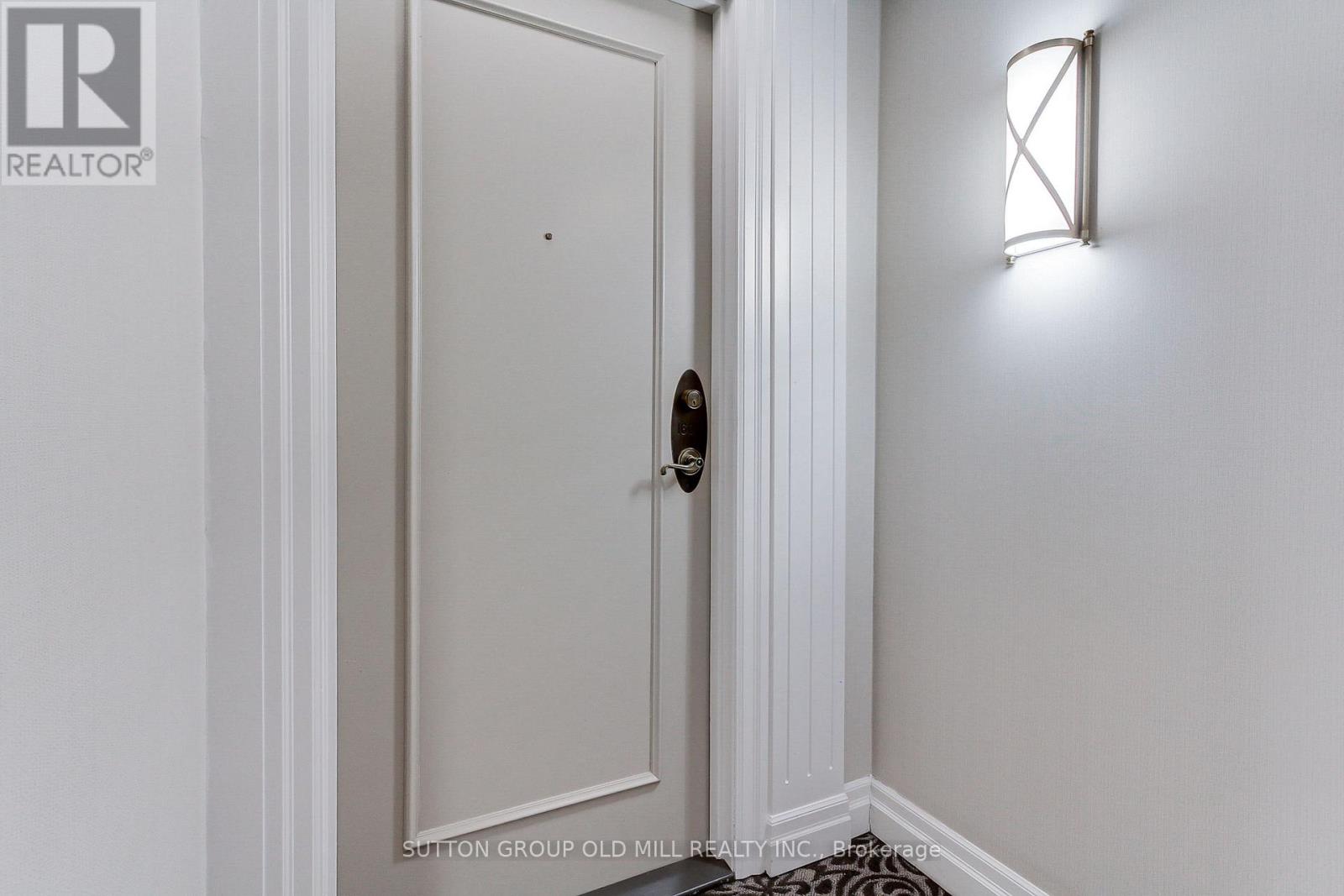 1603 - 5229 Dundas Street W, Toronto (Islington-City Centre West), Ontario  M9B 6L9 - Photo 4 - W12096311