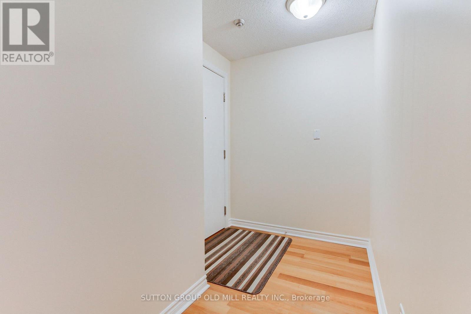 1603 - 5229 Dundas Street W, Toronto (Islington-City Centre West), Ontario  M9B 6L9 - Photo 6 - W12096311