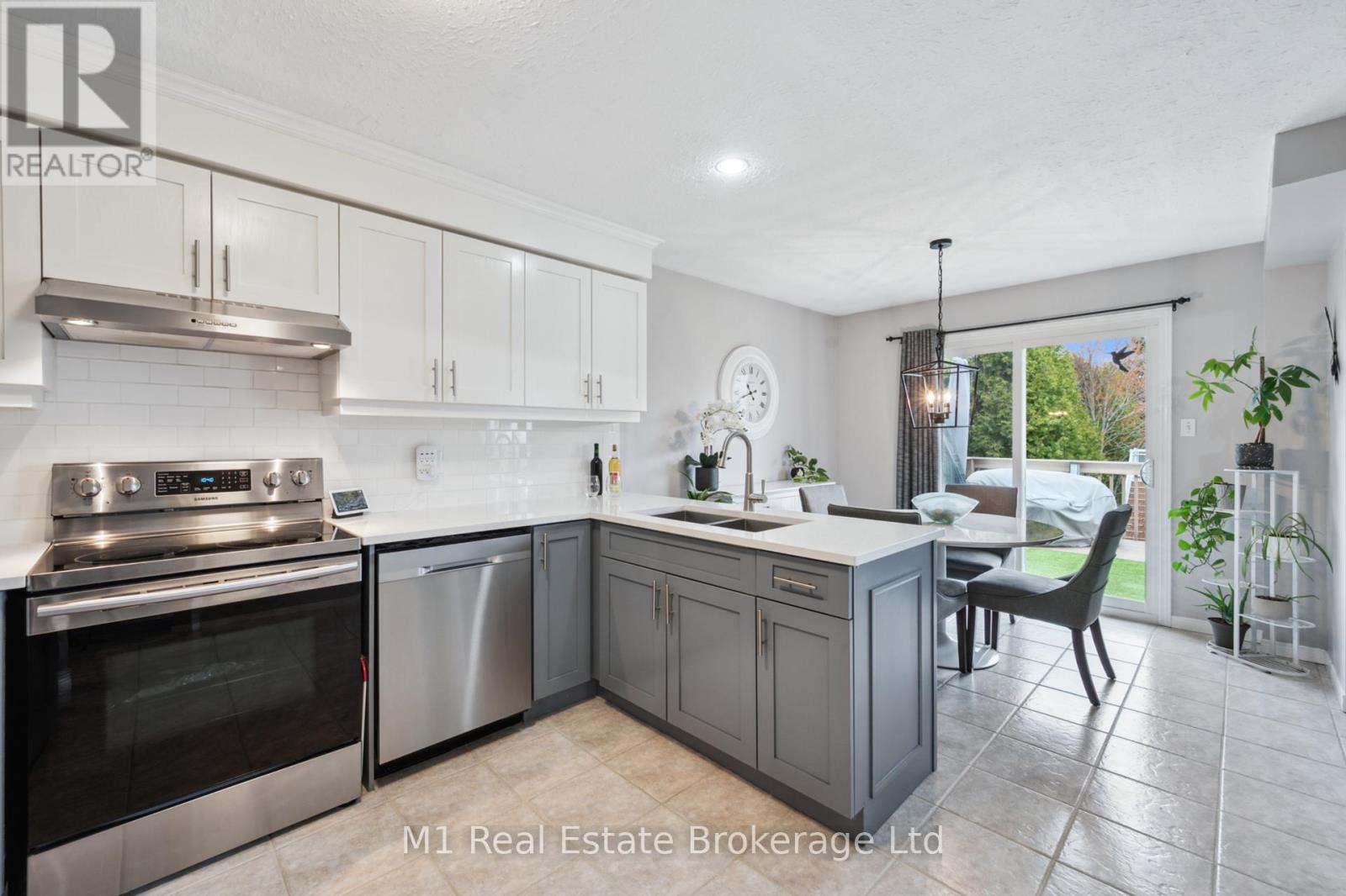 80 Doyle Drive, Guelph, Ontario  N1G 5B9 - Photo 19 - X12094757