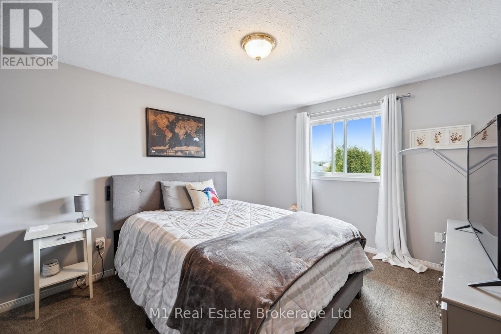 80 Doyle Drive, Guelph, Ontario  N1G 5B9 - Photo 24 - X12094757