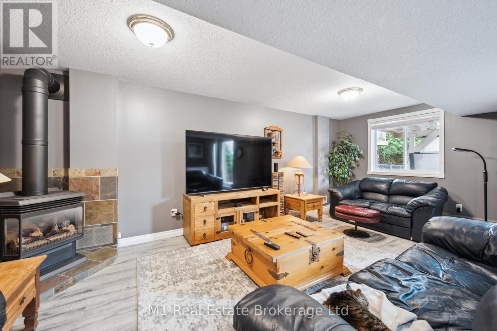 80 Doyle Drive, Guelph, Ontario  N1G 5B9 - Photo 30 - X12094757