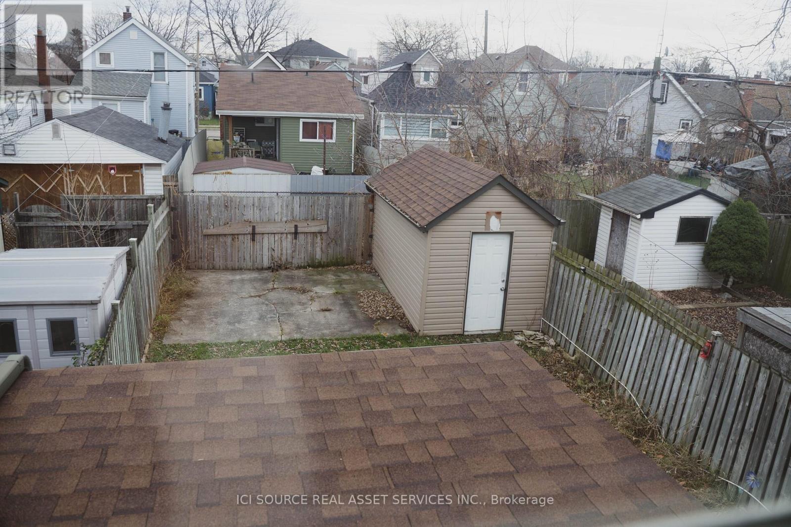 334 Fairfield Avenue, Hamilton, Ontario  L8H 5H8 - Photo 2 - X12096362