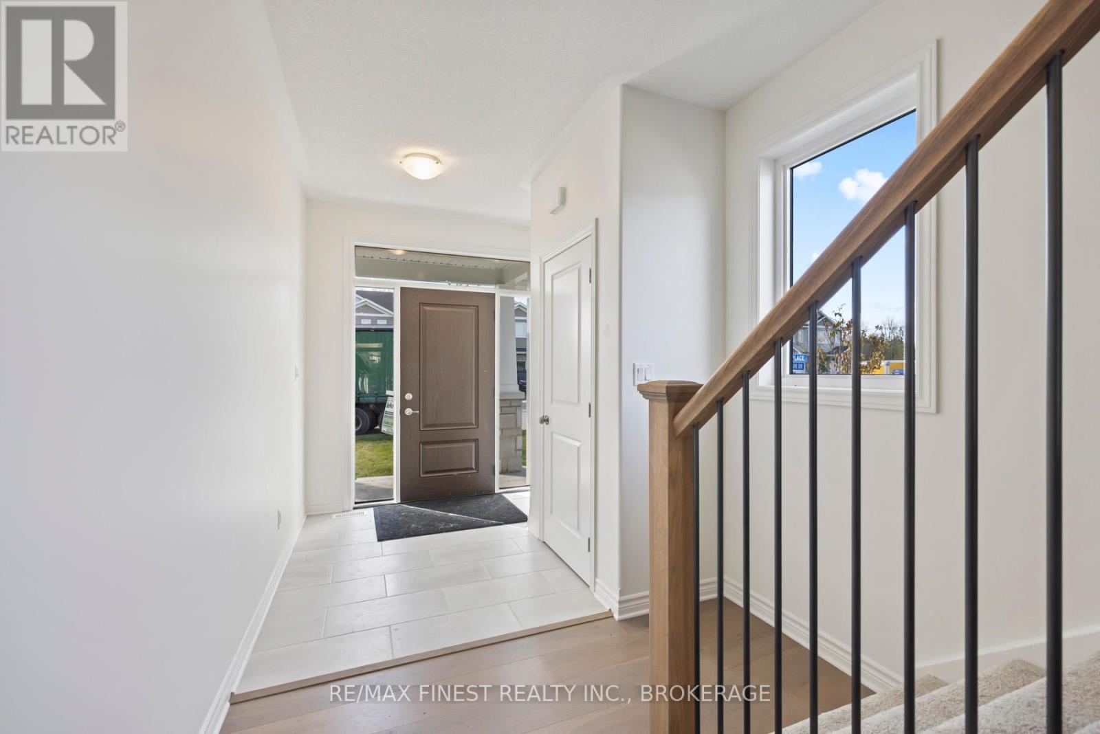 215 Heritage Park Drive, Greater Napanee, Ontario  K7R 3Y1 - Photo 7 - X12096495