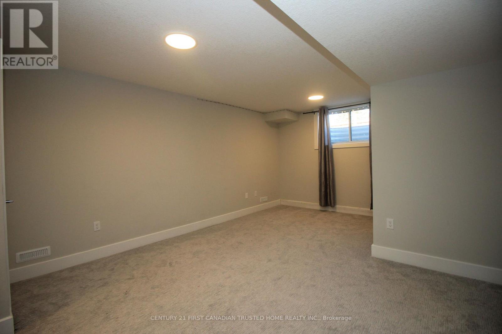71 - 601 Lions Park Drive, Strathroy-Caradoc, Ontario N0L 1W0 - Photo 31 - X12096494
