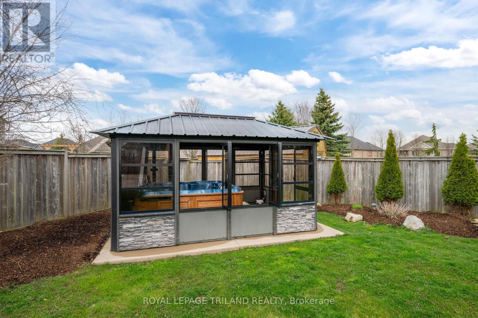 19 Chamberlain Court, St. Thomas, Ontario  N5R 0A4 - Photo 32 - X12096520