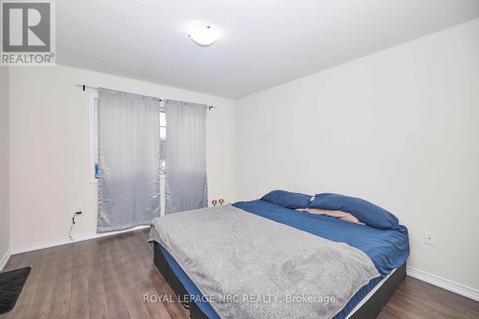 7782 White Pine Crescent, Niagara Falls (Brown), Ontario  L2H 3R4 - Photo 10 - X11962281