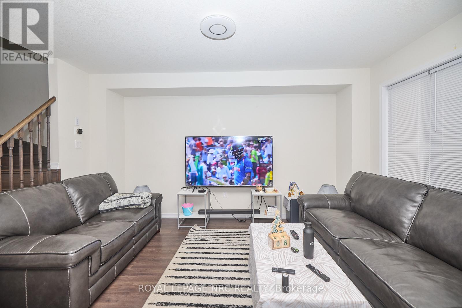 7782 White Pine Crescent, Niagara Falls (Brown), Ontario  L2H 3R4 - Photo 9 - X11962281