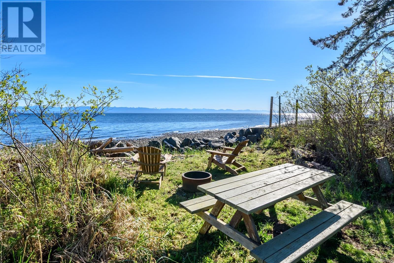 1418 Seaview Rd, Black Creek, British Columbia  V9J 1J7 - Photo 19 - 996065