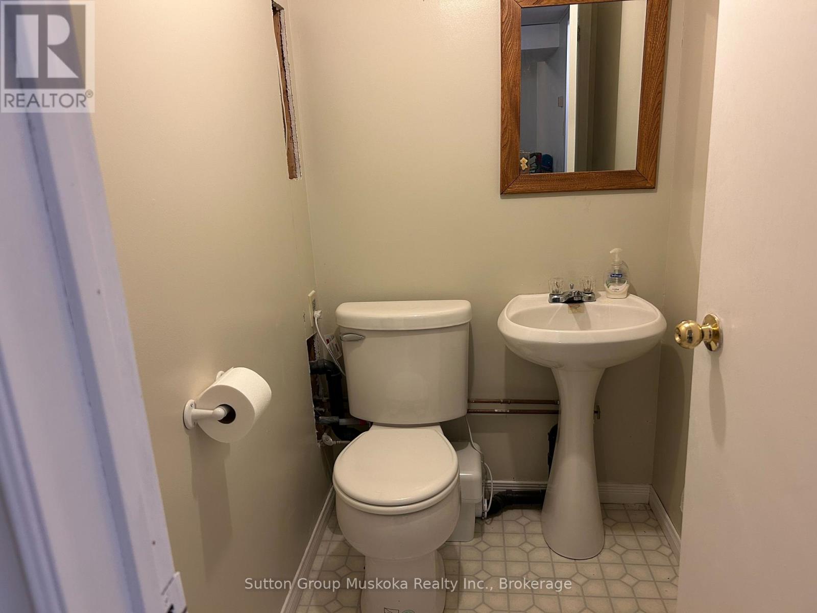 41 Pond Crescent, Huntsville, Ontario  P0A 1R0 - Photo 21 - X12096403