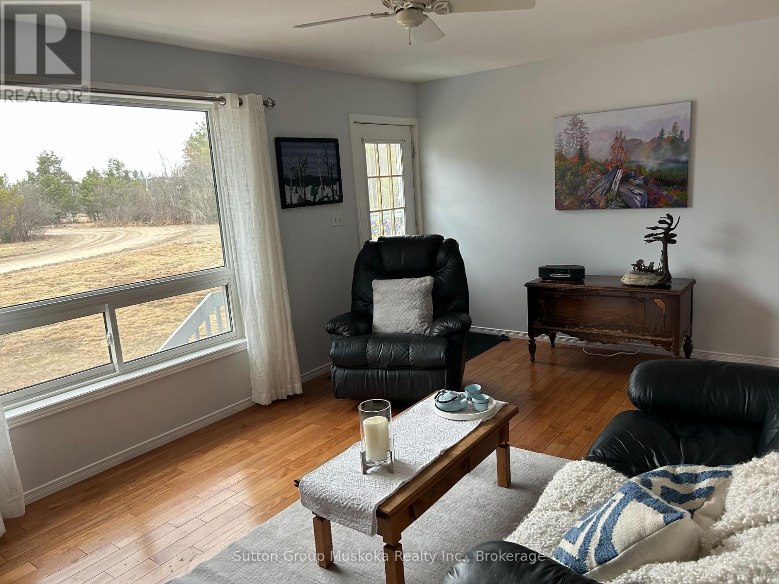 41 Pond Crescent, Huntsville, Ontario  P0A 1R0 - Photo 8 - X12096403