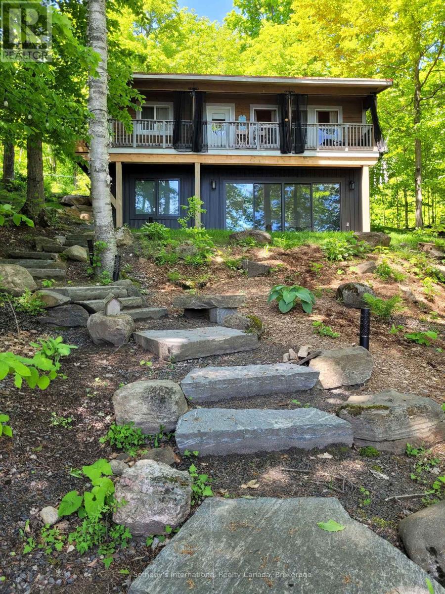 1048 Longline Lake Road, Lake Of Bays, Ontario  P0B 1A0 - Photo 2 - X12096410