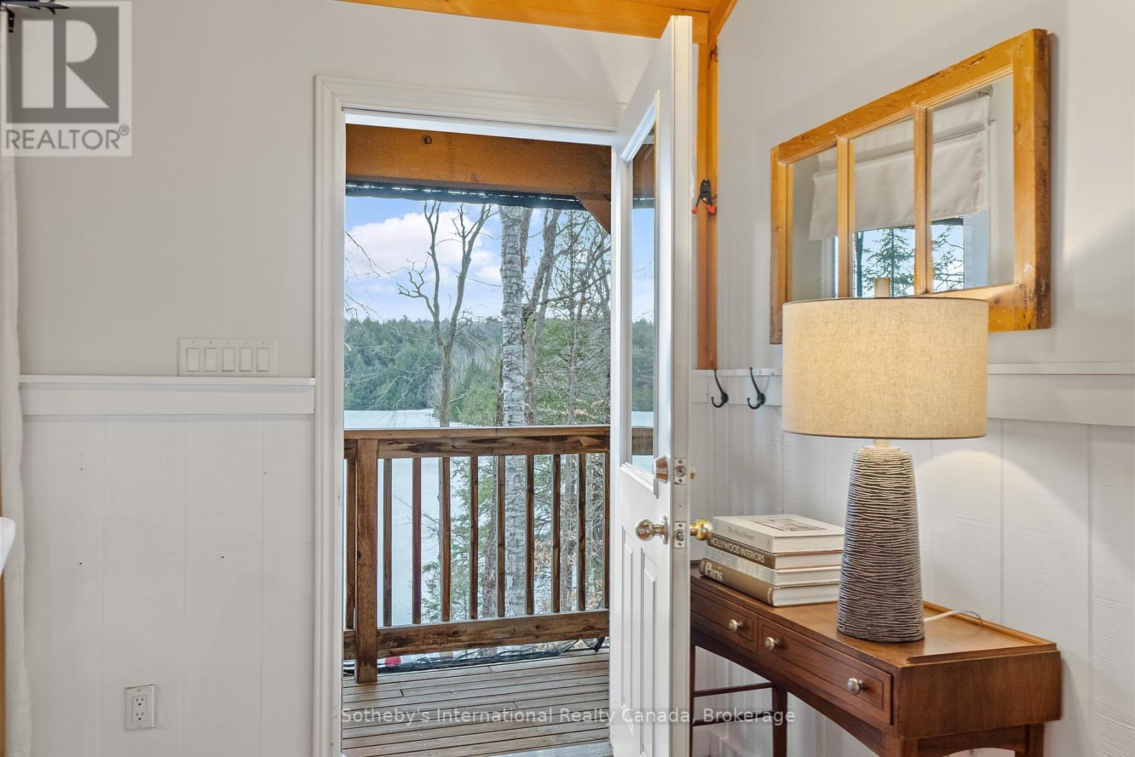 1048 Longline Lake Road, Lake Of Bays, Ontario  P0B 1A0 - Photo 20 - X12096410