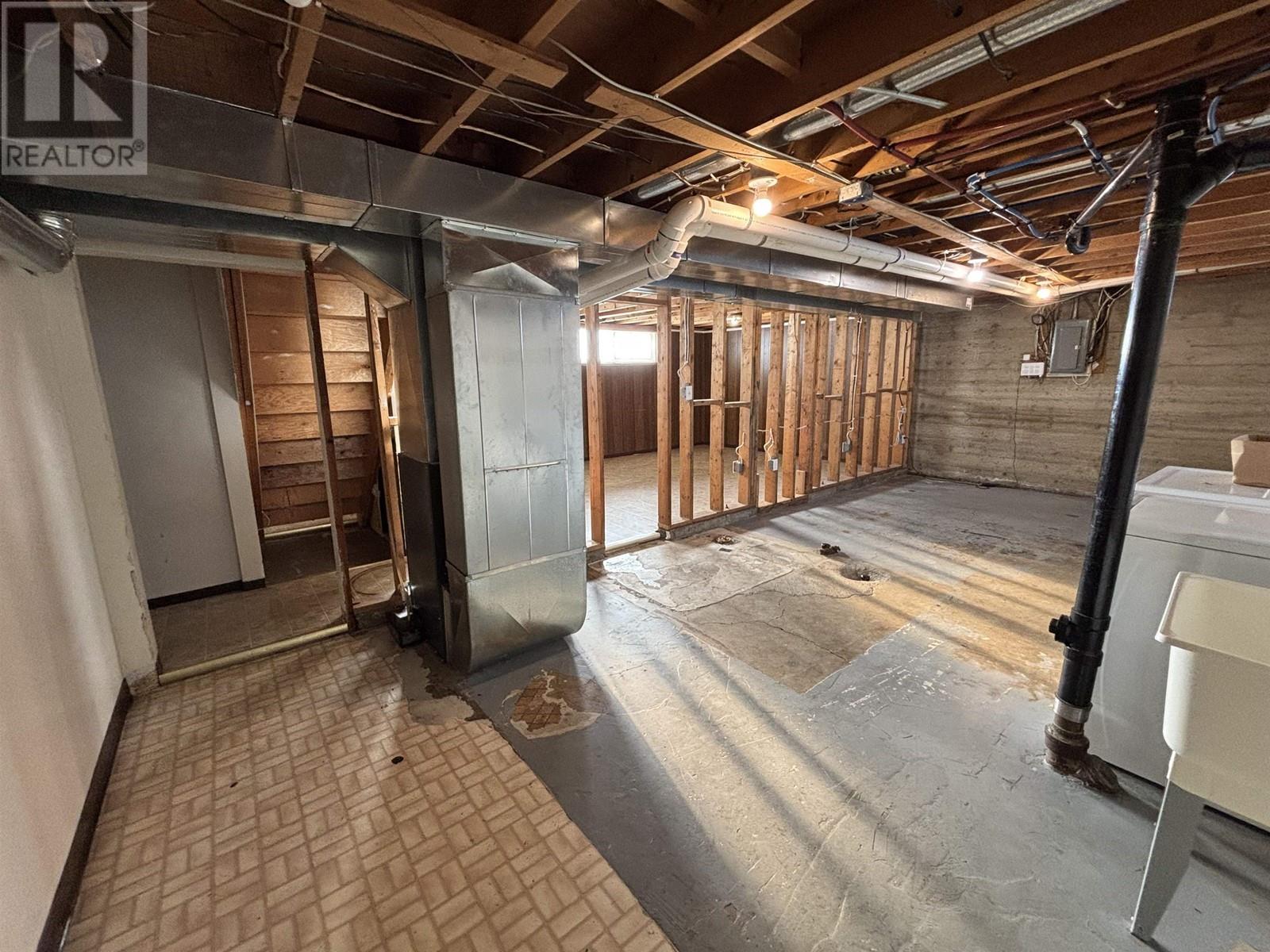 887 Douglas Street, Prince George, British Columbia  V2M 2M6 - Photo 16 - R2976182