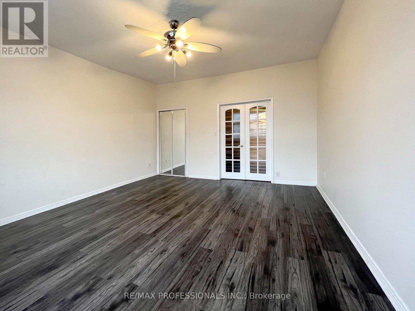 Upper - 385 Dundas Street E, Toronto, Ontario  M5A 2A6 - Photo 18 - C12096440