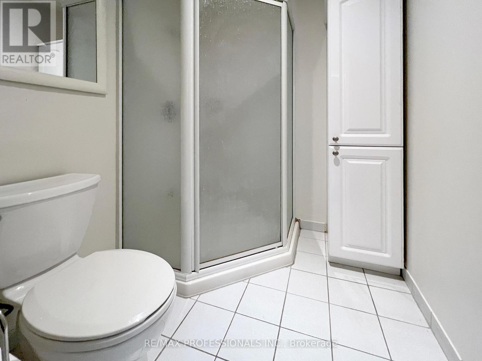 Upper - 385 Dundas Street E, Toronto, Ontario  M5A 2A6 - Photo 21 - C12096440