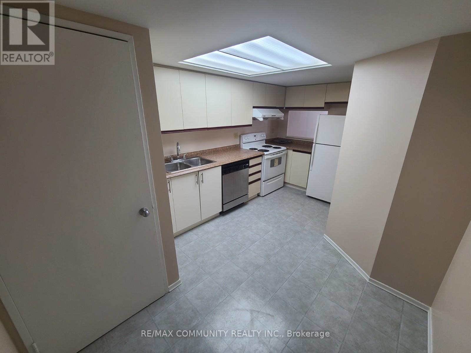 Lph04 - 2460 Eglinton Avenue E, Toronto, Ontario  M1K 5J7 - Photo 4 - E12096396