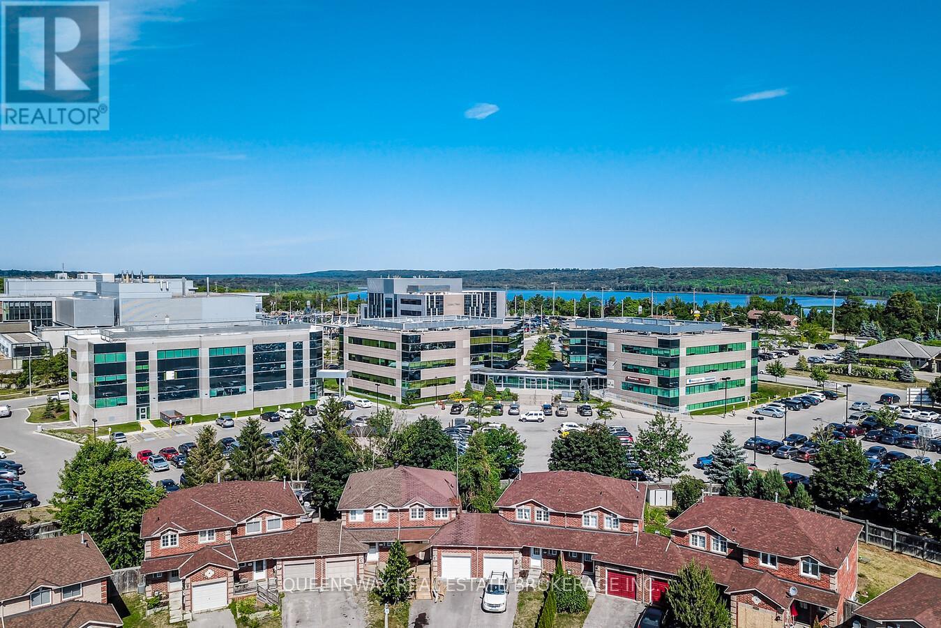 1 Quarry Ridge Road, Barrie, Ontario  L4M 7G1 - Photo 10 - S12096430