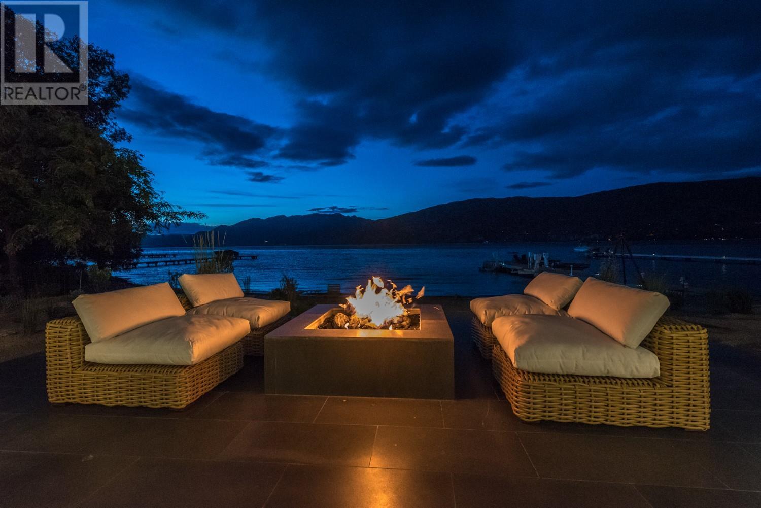 2550 Landry Crescent, Summerland, British Columbia  V0H 1Z9 - Photo 2 - 10342056