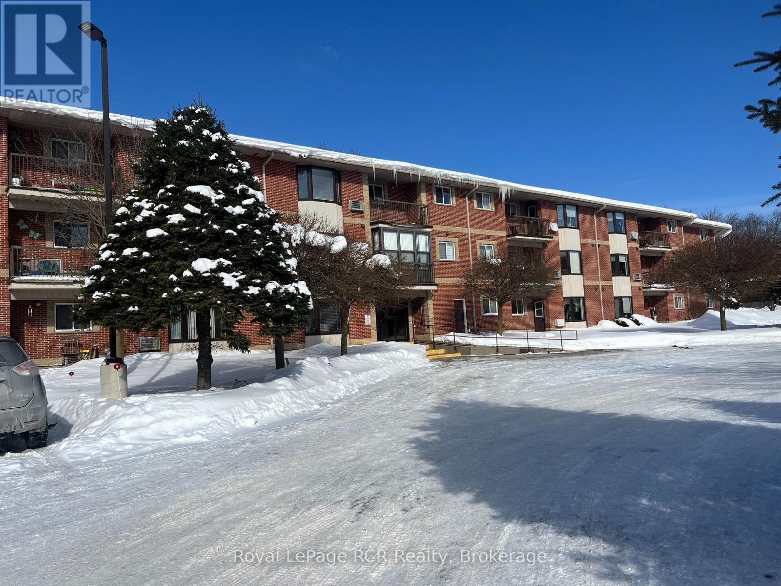 301 - 460 Durham Street W, Wellington North, Ontario  N0G 2L1 - Photo 2 - X11972288