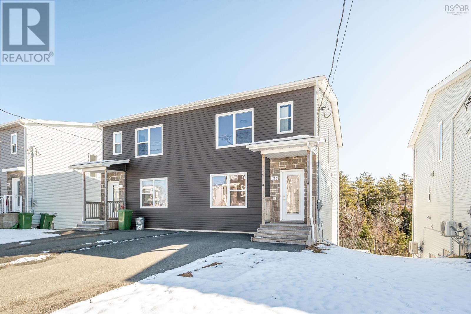 Property at 125 Cortland Ridge image 3