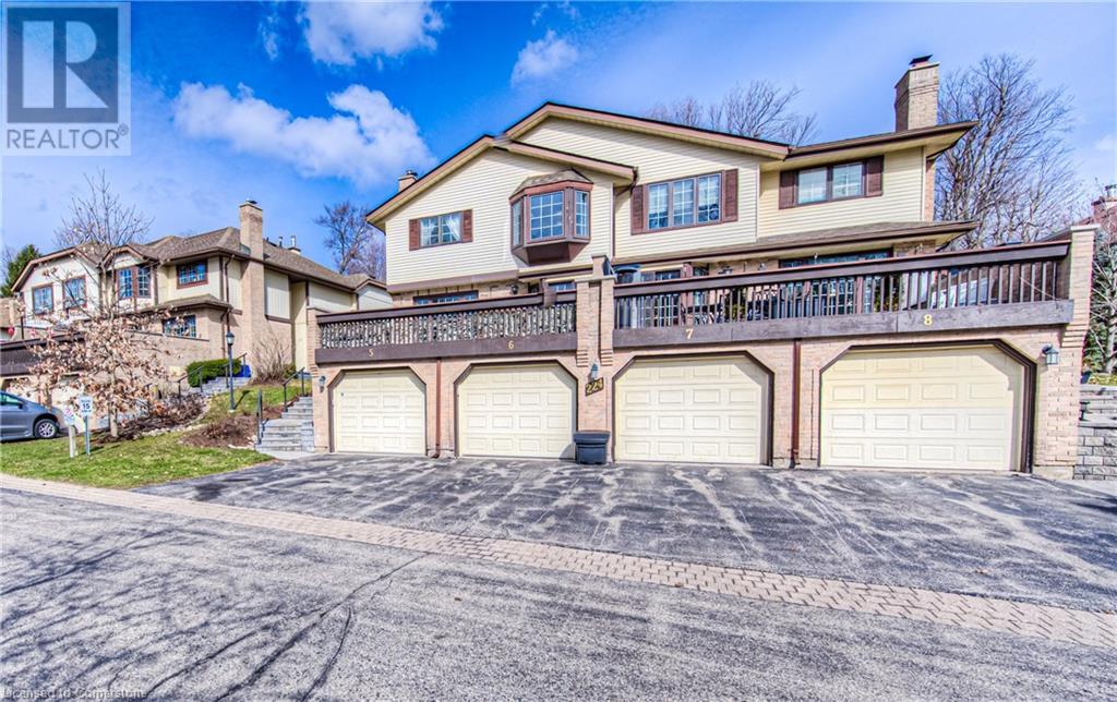 Property at 224 KINGSWOOD Drive Unit# 5 image 2