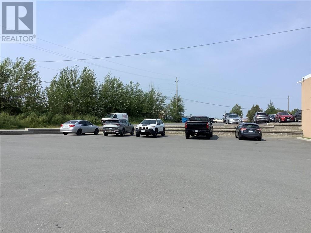 174 Douglas Street Unit# 200, Sudbury, Ontario  P3E 1G1 - Photo 3 - 2121781