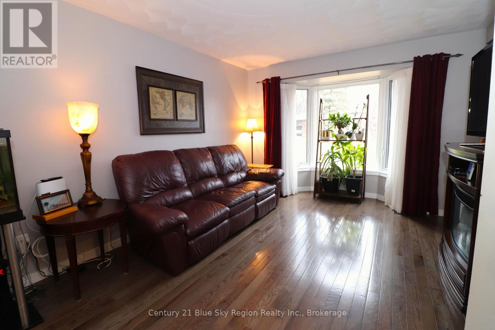 Property at 91 LABRECHE DRIVE image 5