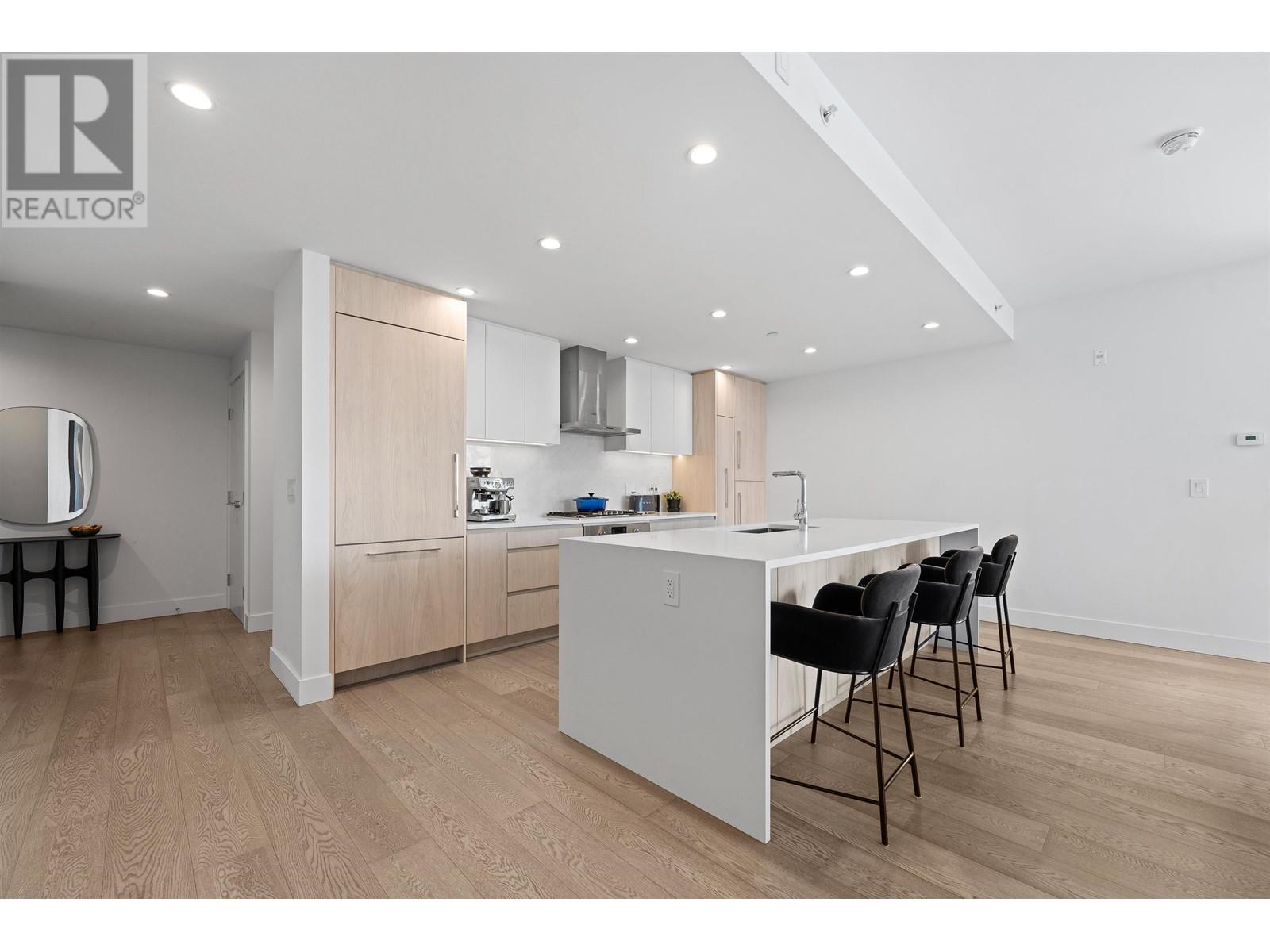 404 177 W 3rd Street, North Vancouver, British Columbia  V7M 0G5 - Photo 8 - R2992123
