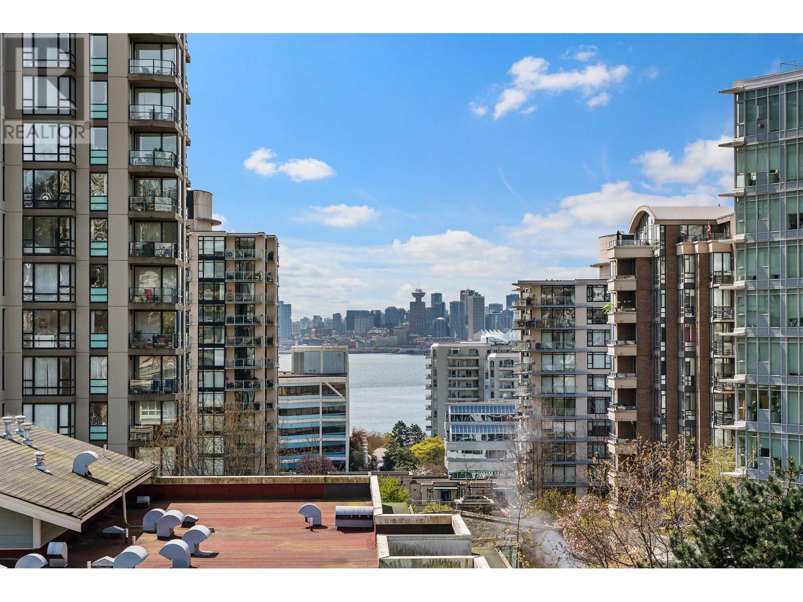 404 177 W 3rd Street, North Vancouver, British Columbia  V7M 0G5 - Photo 4 - R2992123