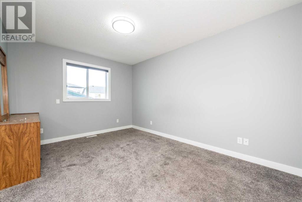 163 Anaheim Circle Ne, Calgary, Alberta  T1Y 7C9 - Photo 8 - A2213387