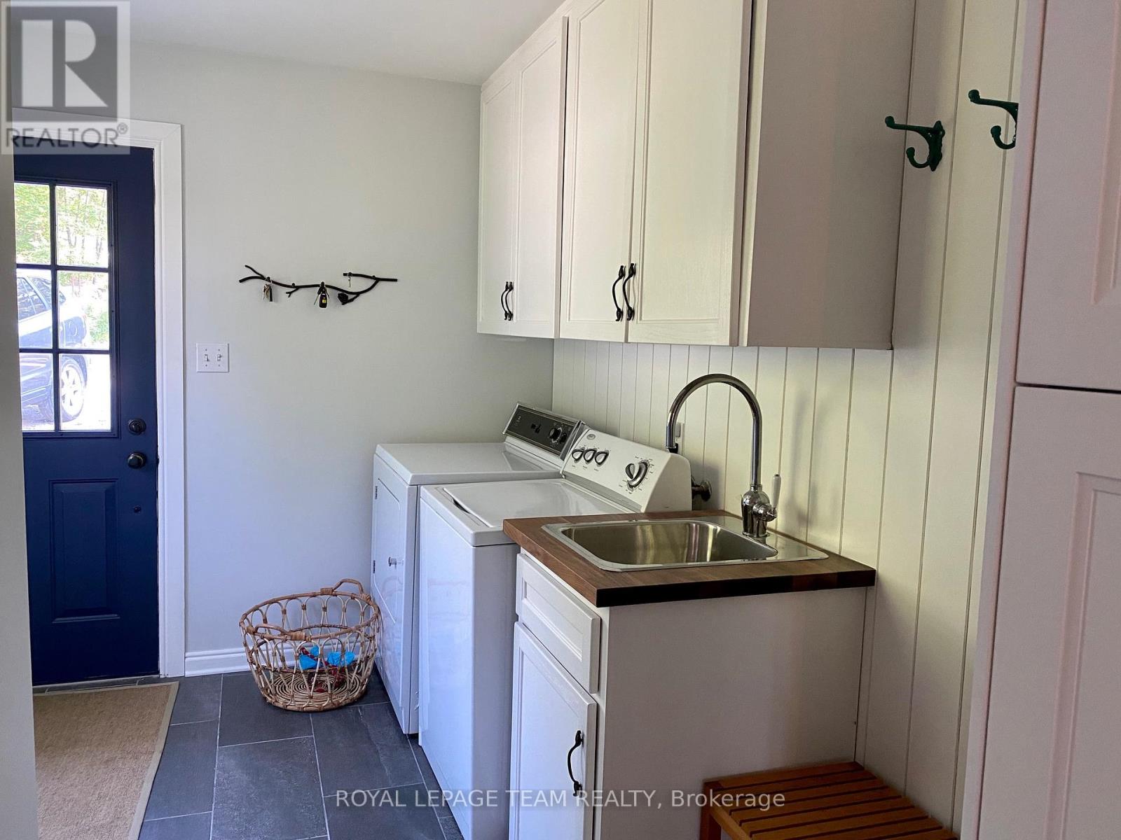 2087b Grindstone Lake Road N, Frontenac (Frontenac North), Ontario  K0H 2M0 - Photo 13 - X12084100