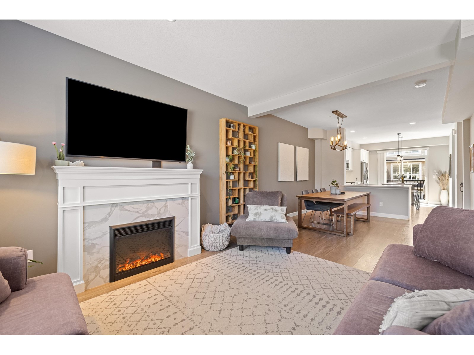 Property at 2 7059 210 STREET image 3