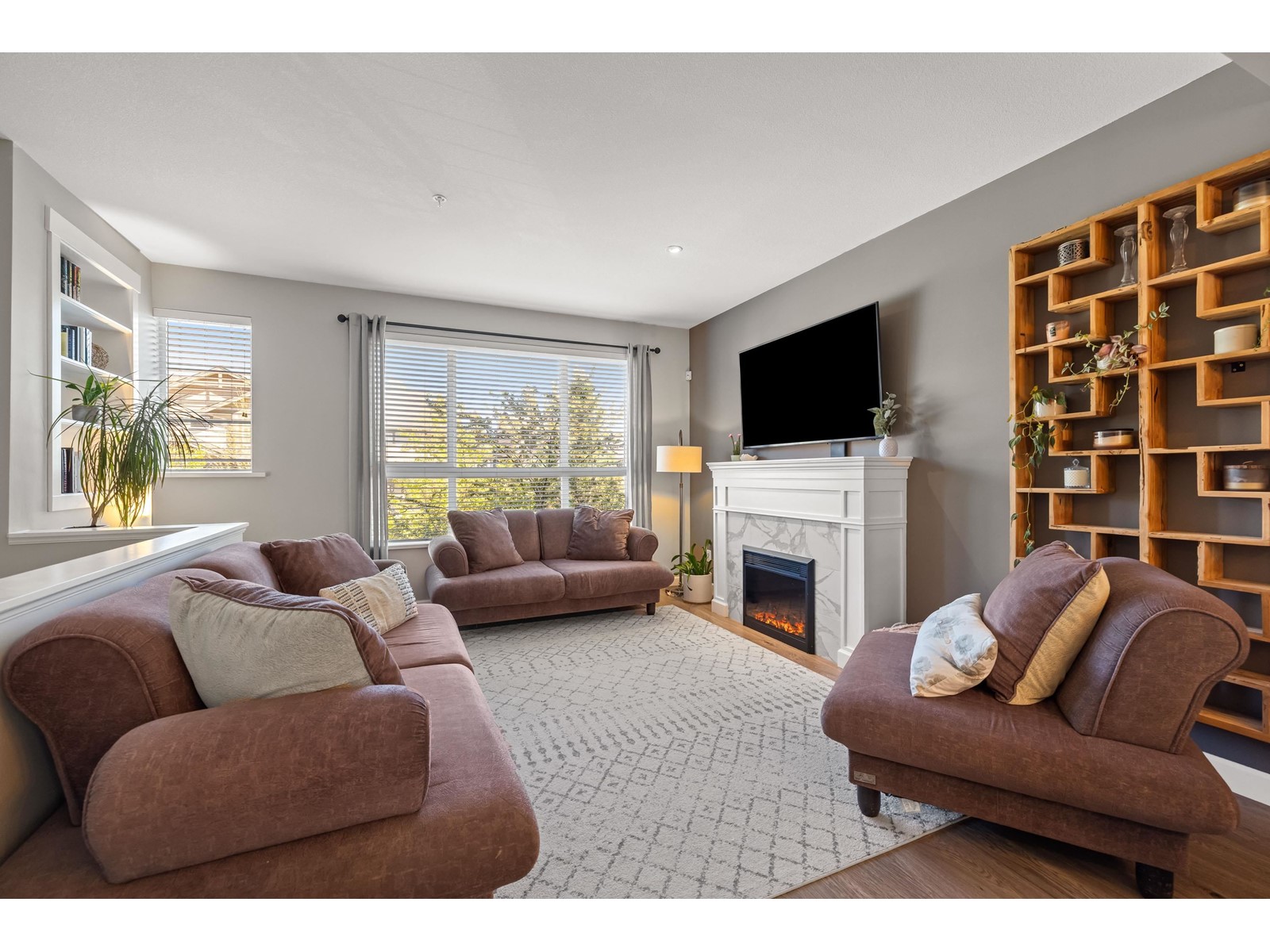 Property at 2 7059 210 STREET image 1