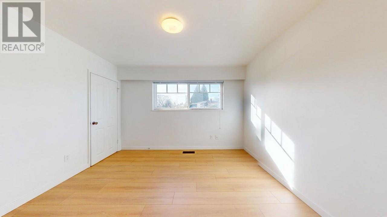 2110 Jordan Drive, Burnaby, British Columbia  V5B 4E8 - Photo 15 - R2991852