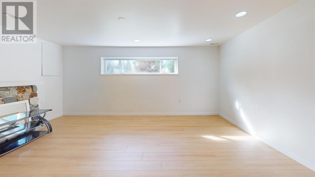 2110 Jordan Drive, Burnaby, British Columbia  V5B 4E8 - Photo 7 - R2991852